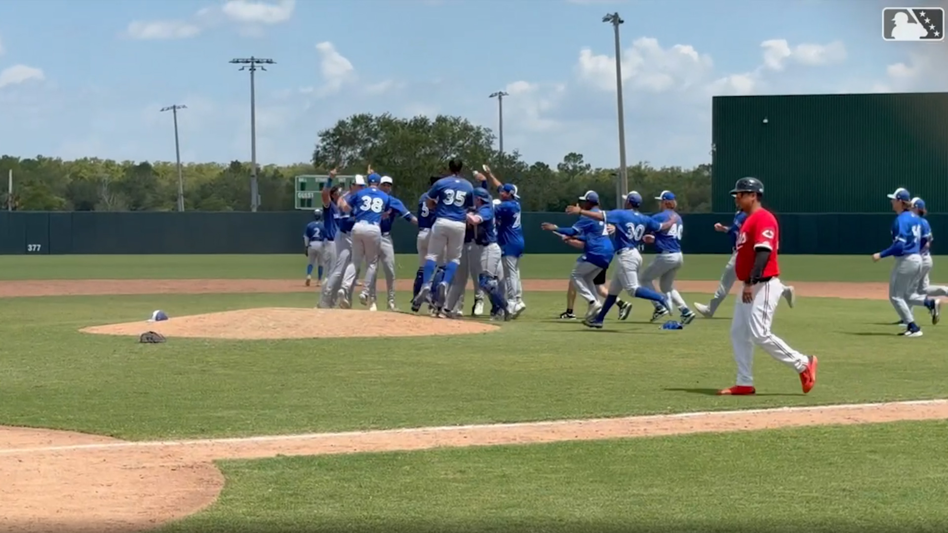 Les Blue Jays remportent leur première Série des champions de la Florida Complex League - Une