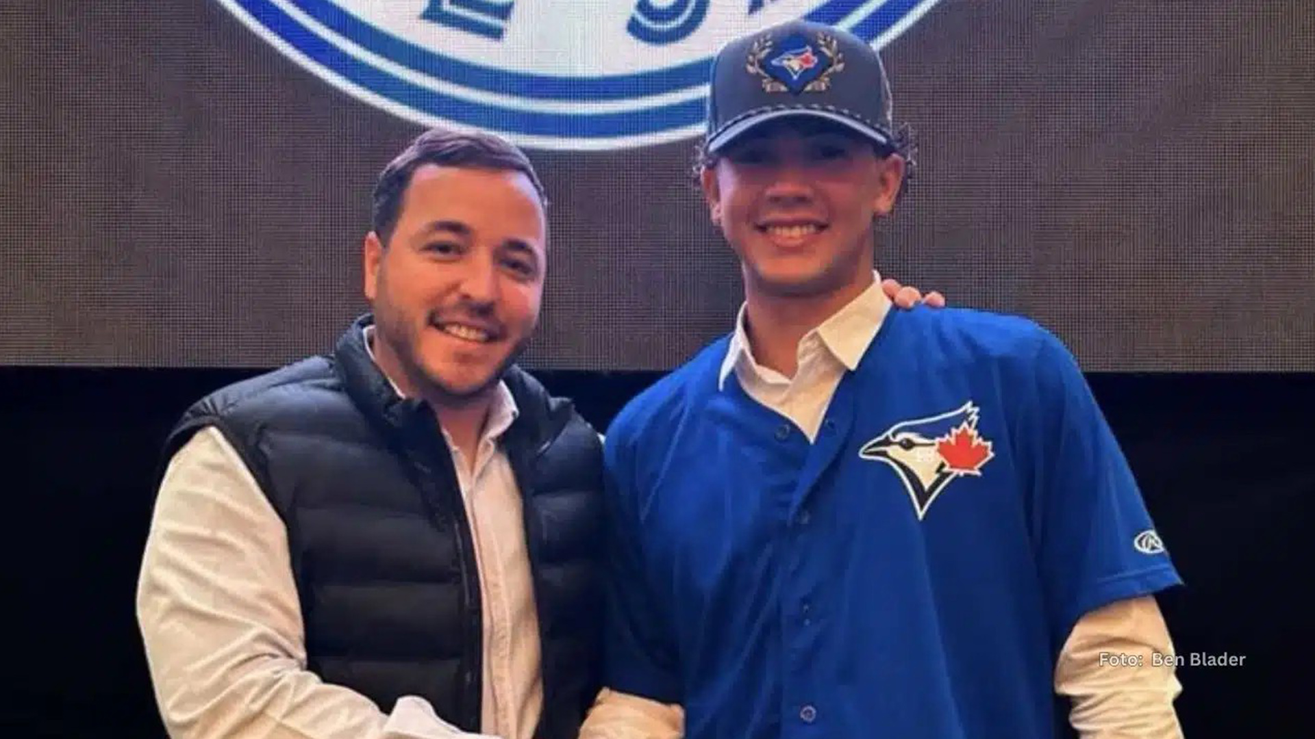 Les Jays signent 27 joueurs internationaux - Une